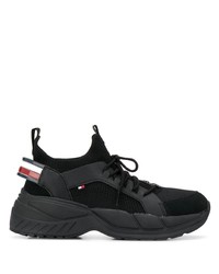 schwarze Sportschuhe von Tommy Hilfiger