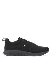 schwarze Sportschuhe von Tommy Hilfiger