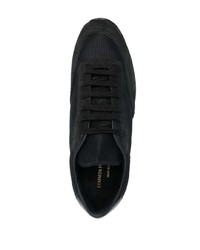 schwarze Sportschuhe von Common Projects