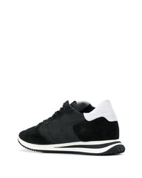 schwarze Sportschuhe von Philippe Model