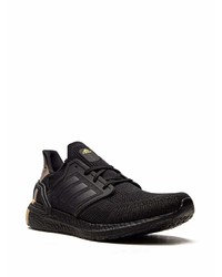 schwarze Sportschuhe von adidas