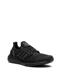 schwarze Sportschuhe von adidas