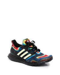 schwarze Sportschuhe von adidas