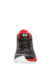 schwarze Sportschuhe von Under Armour