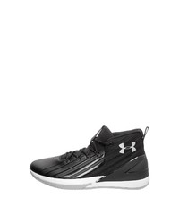 schwarze Sportschuhe von Under Armour