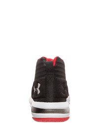 schwarze Sportschuhe von Under Armour