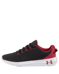 schwarze Sportschuhe von Under Armour