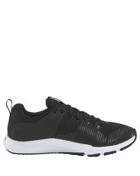 schwarze Sportschuhe von Under Armour