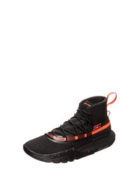 schwarze Sportschuhe von Under Armour