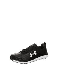 schwarze Sportschuhe von Under Armour