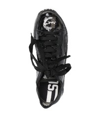 schwarze Sportschuhe von Gcds