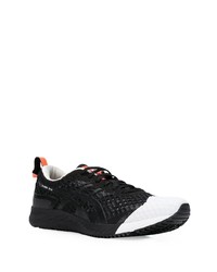 schwarze Sportschuhe von Asics