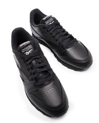 schwarze Sportschuhe von Reebok