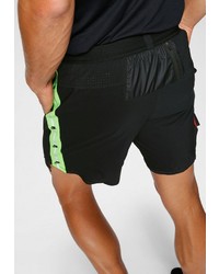 schwarze Sportshorts von Nike