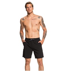 schwarze Sportshorts von Quiksilver