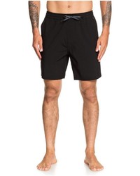 schwarze Sportshorts von Quiksilver