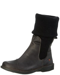 schwarze Stiefel von Art