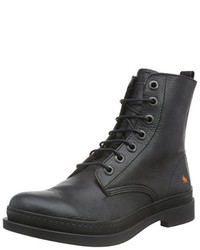 schwarze Stiefel von Art