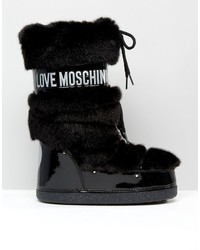 schwarze Stiefel von Love Moschino