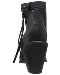 schwarze Stiefel von Black Lily