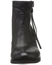 schwarze Stiefel von Black Lily