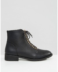 schwarze Stiefel von Boohoo