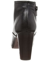 schwarze Stiefel von Chie Mihara