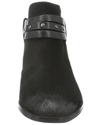 schwarze Stiefel von Clarks