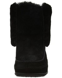 schwarze Stiefel von FitFlop