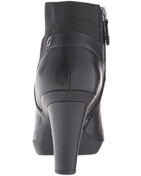 schwarze Stiefel von Geox