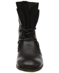 schwarze Stiefel von Hub