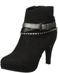 schwarze Stiefel von Jane Klain