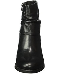 schwarze Stiefel von Kennel und Schmenger Schuhmanufaktur