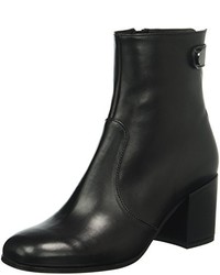 schwarze Stiefel von Kennel und Schmenger Schuhmanufaktur