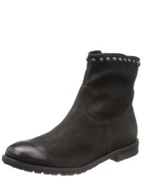 schwarze Stiefel von Kennel und Schmenger Schuhmanufaktur