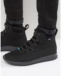 schwarze Stiefel von Native