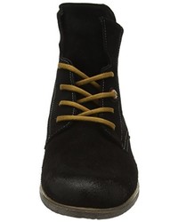 schwarze Stiefel von Nobrand