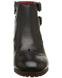 schwarze Stiefel von Pastelle