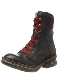 schwarze Stiefel von Rovers