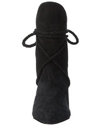 schwarze Stiefel von Schutz