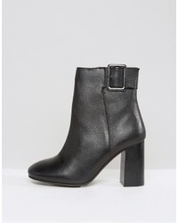 schwarze Stiefel von Miss Selfridge