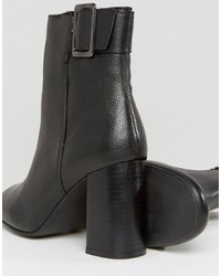 schwarze Stiefel von Miss Selfridge