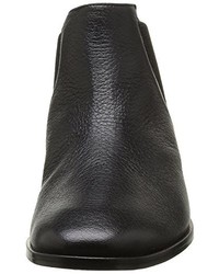 schwarze Stiefel