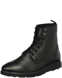 schwarze Stiefel