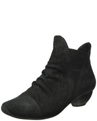 schwarze Stiefel von Think!