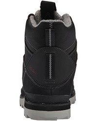 schwarze Stiefel von Volcom