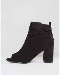 schwarze Stiefeletten von Asos