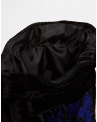 schwarze Taschen mit Blumenmuster von Reclaimed Vintage
