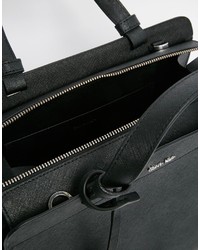 schwarze Taschen von Calvin Klein