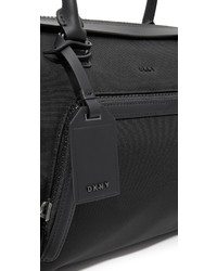 schwarze Taschen von DKNY